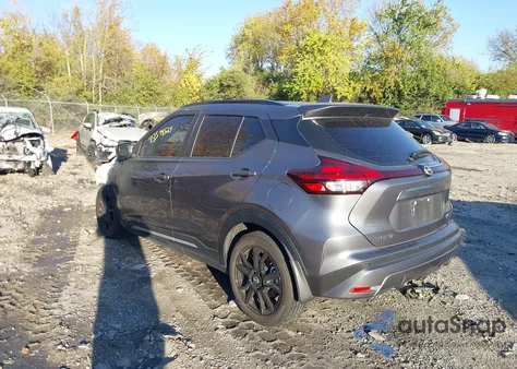 2024 Nissan Kicks Sr Xtronic Cvt z USA, uszkodzony, nr VIN 3N1CP5DV2RL549360